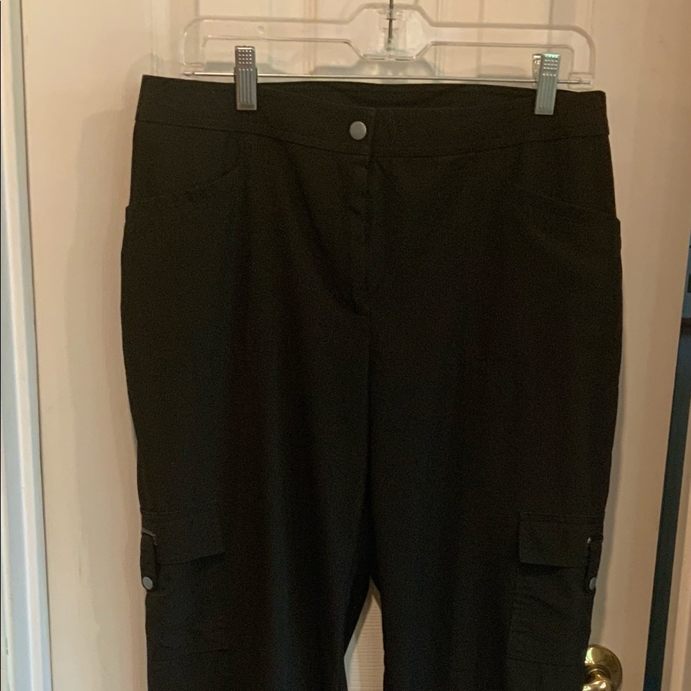 Chico’s Zenergy Sz 1 Short Black Casual Pants